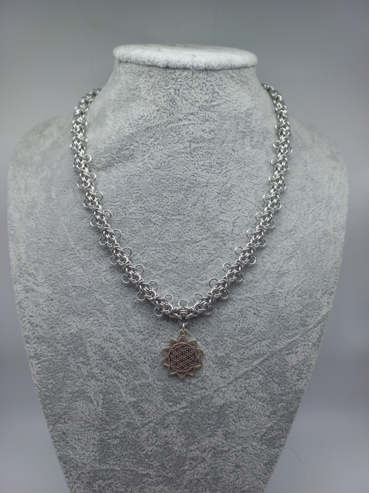 Aluminium necklace 2025